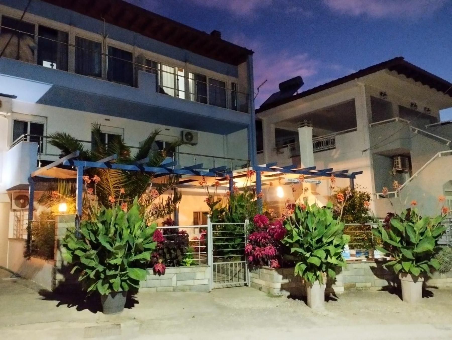 Celeste Deluxe Apartments Skala Potamia  Bagian luar foto