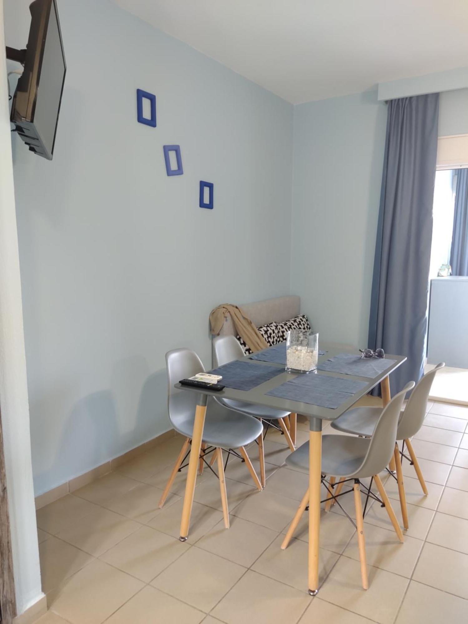 Celeste Deluxe Apartments Skala Potamia  Ruang foto